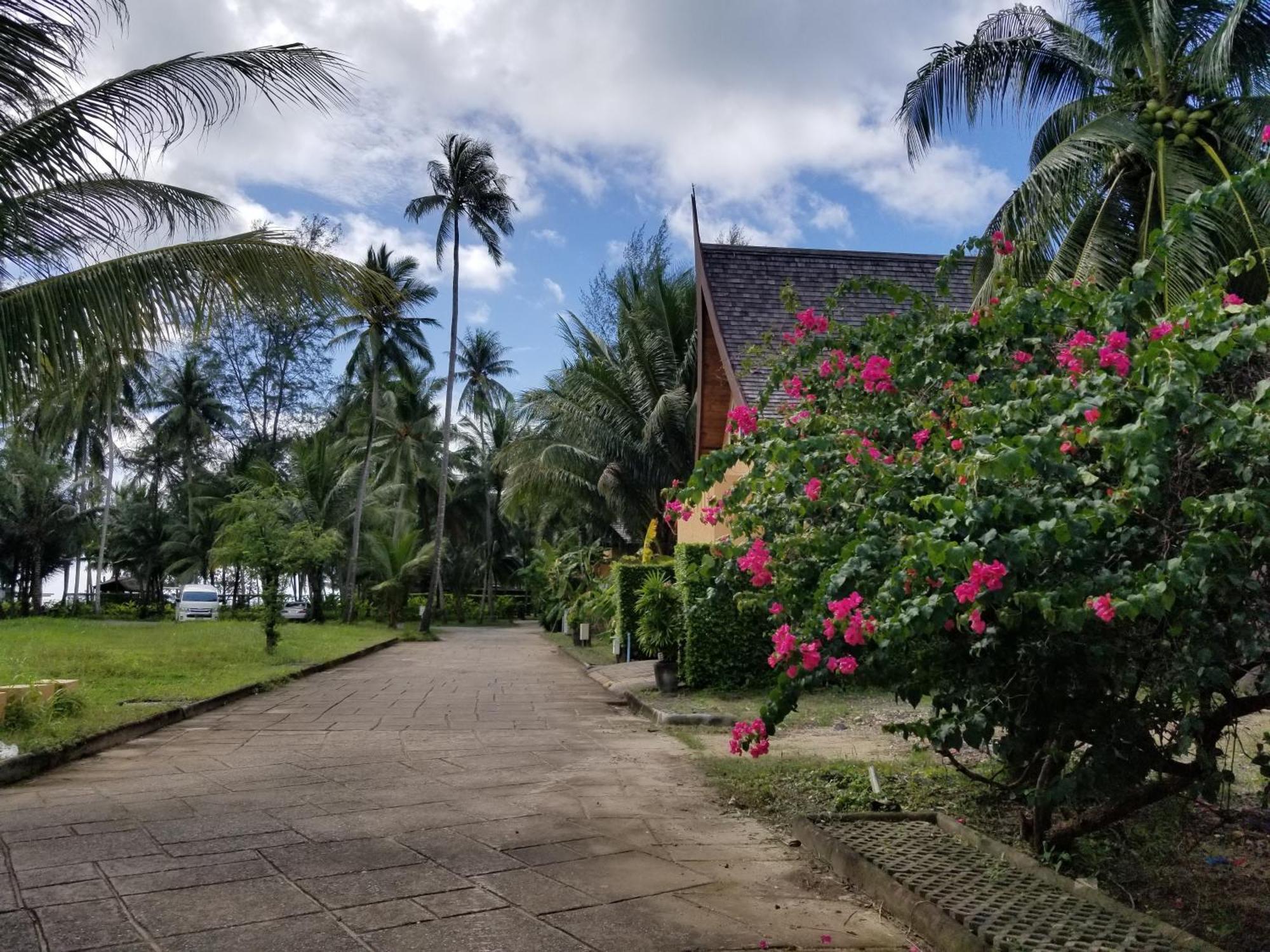 White Dragon Sea View Villa Ко Чанг Екстериор снимка
